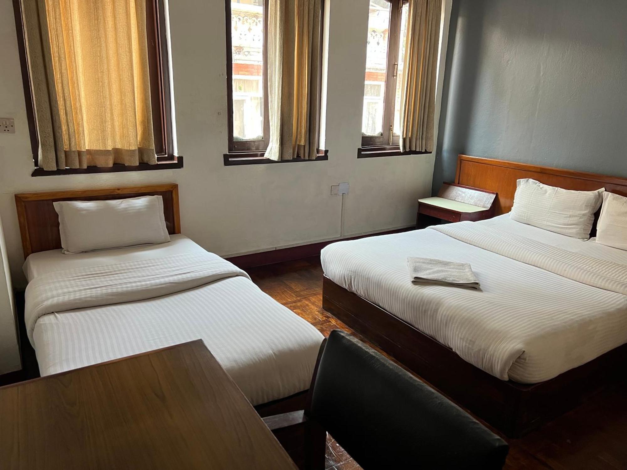 Hotel Earth House Katmandu Zewnętrze zdjęcie